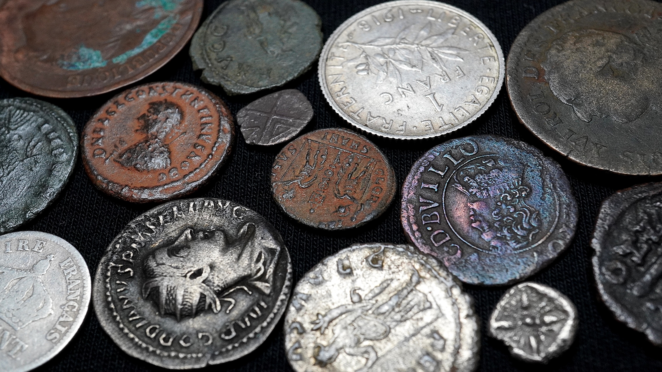 Calendrier de l'Avent - Monnaies Diverses (12 Cases) – Image 4