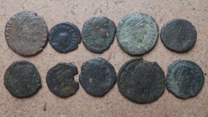 Lot de 10 monnaies romaines
