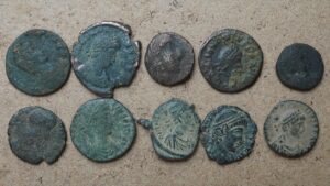 Lot de 10 monnaies antiques