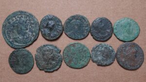 Lot de 10 monnaies romaines