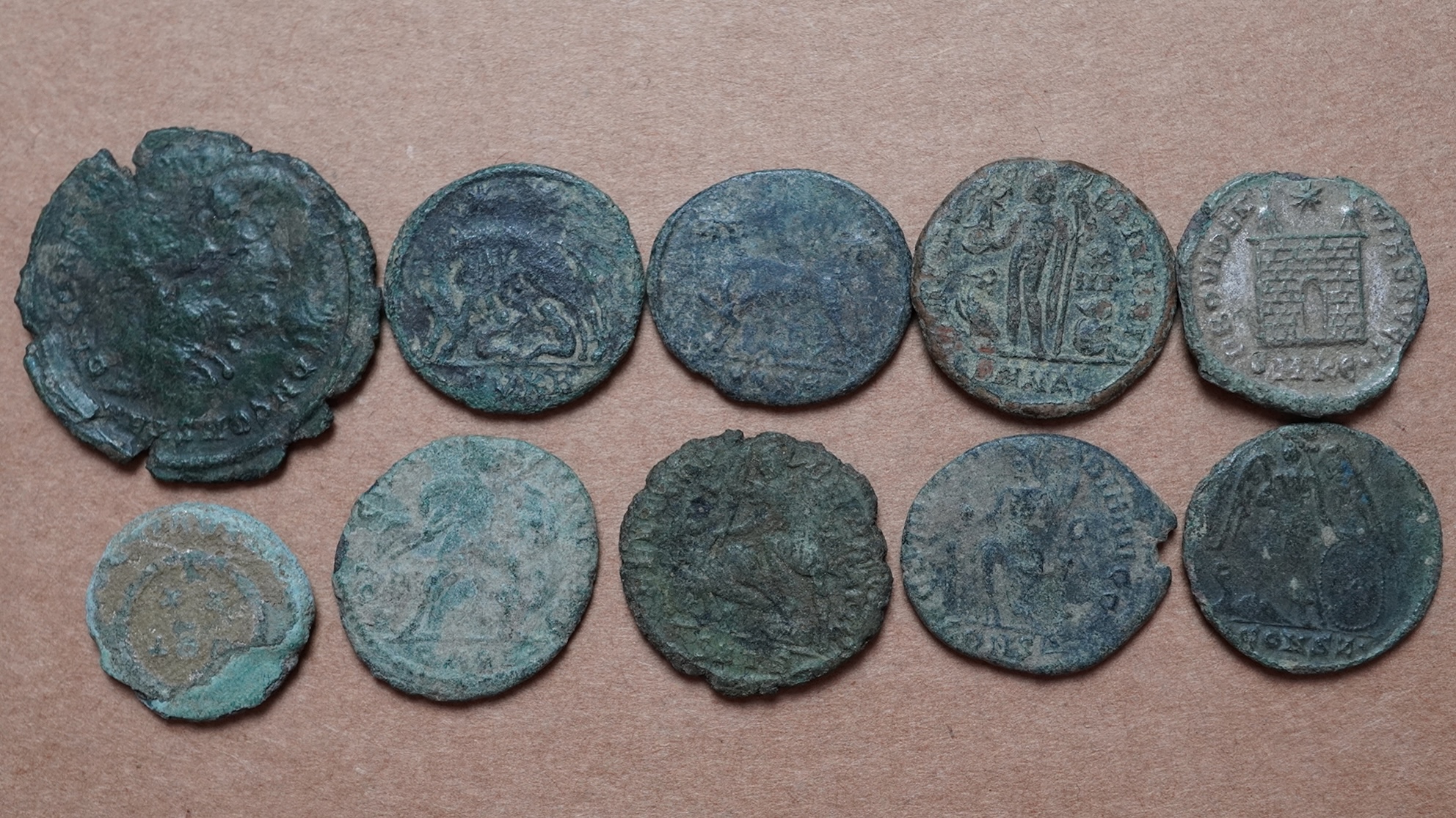 Lot de 10 monnaies romaines – Image 2