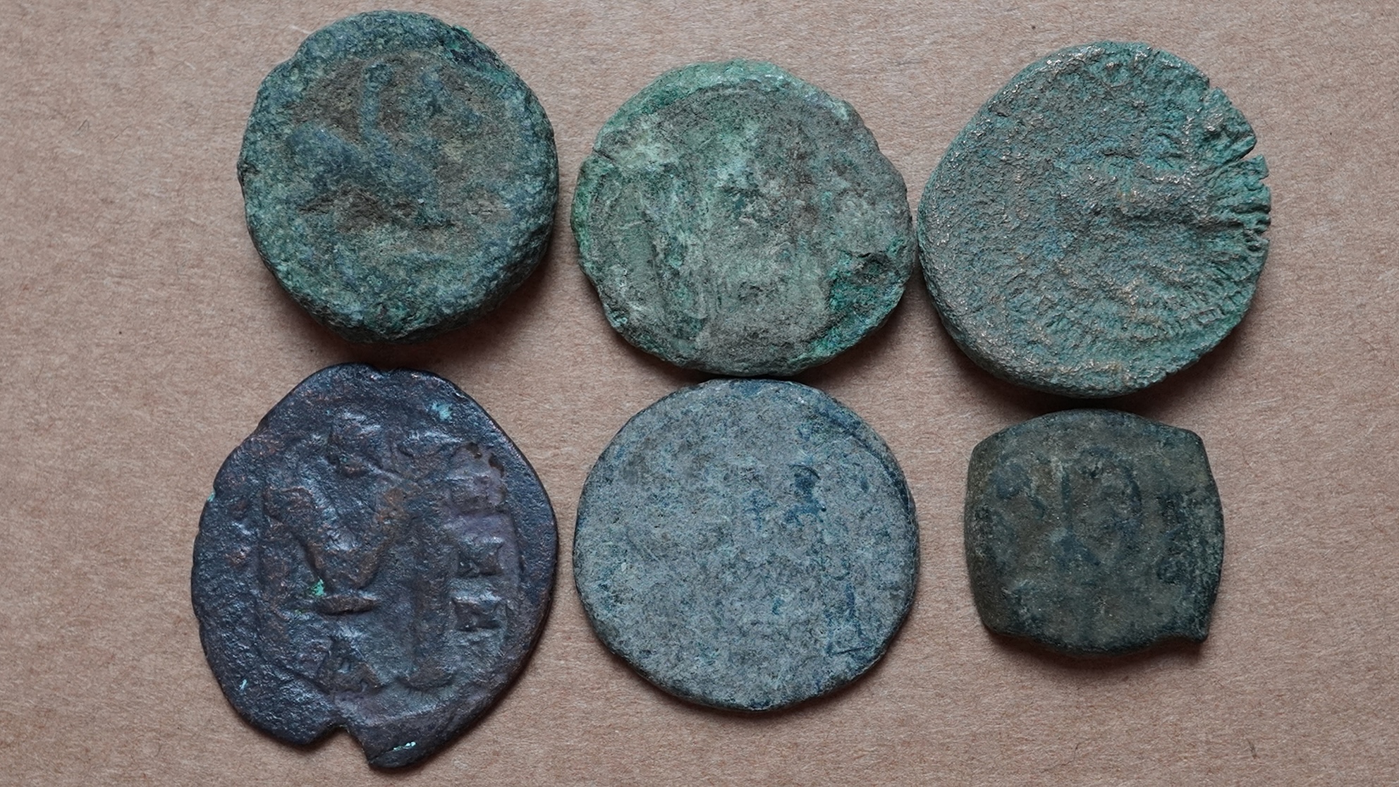Lot de 6 monnaies antiques – Image 2