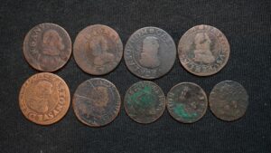 Lot de 9 monnaies féodales